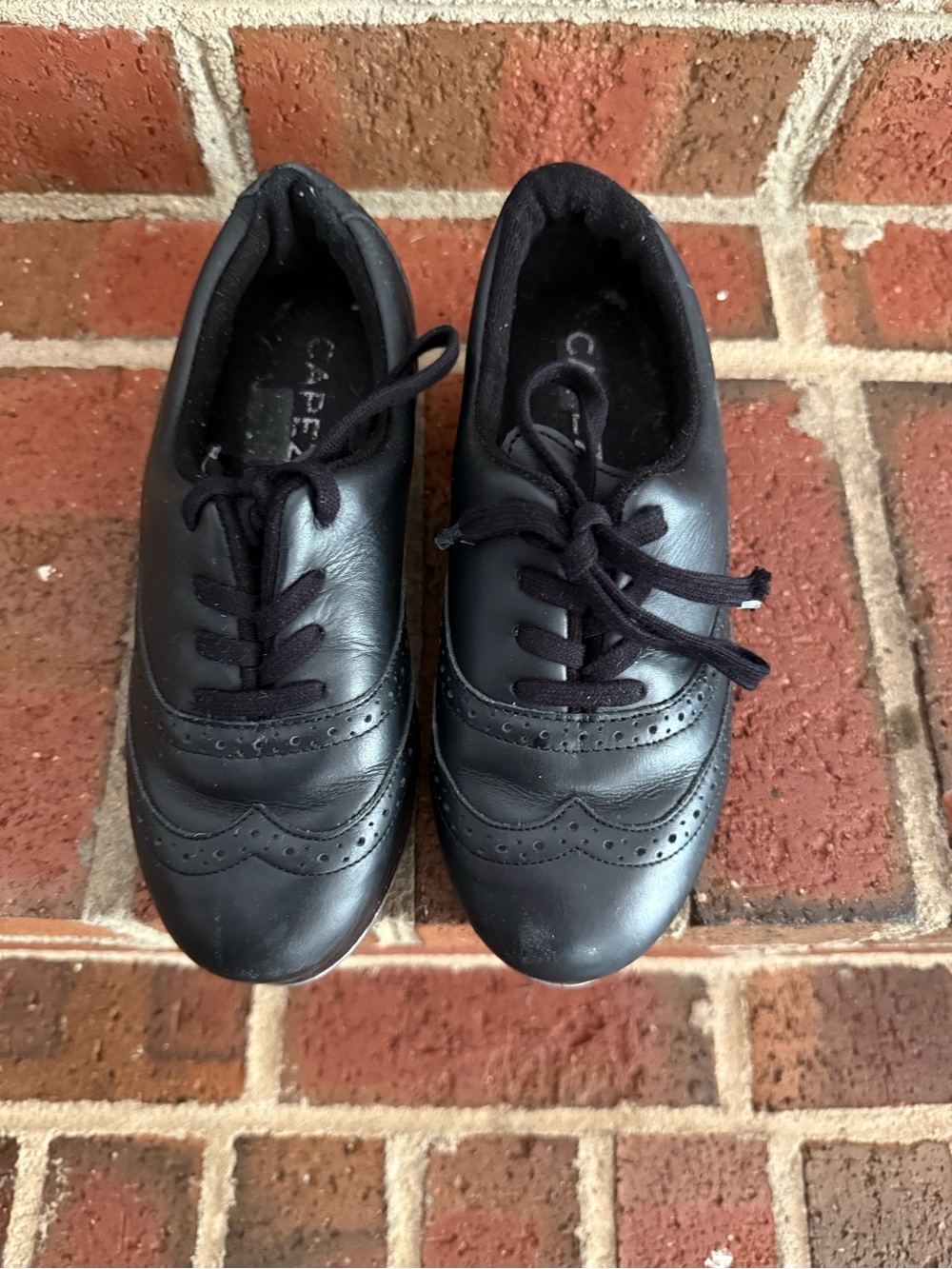 Capezio Black Leather Roxy Wingtip Lace-Up Oxfords